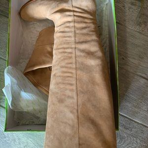 Sam Edelman NIB Suede Boots